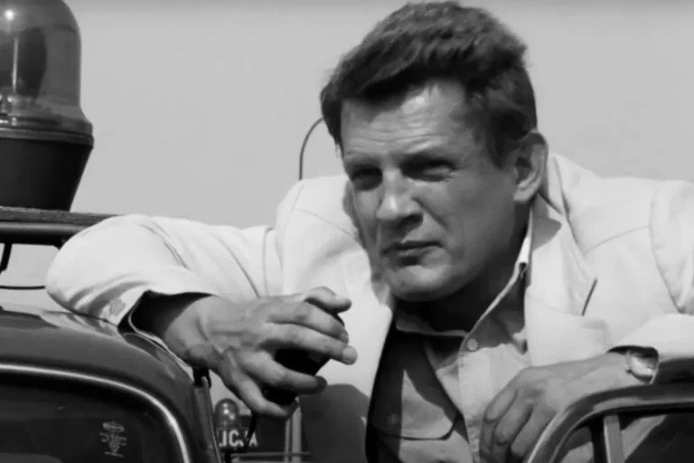 kadr z serialu 07 zgłoś się