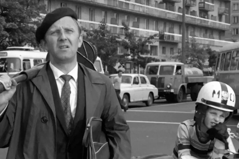 kadr z filmu Nie lubię poniedziałku