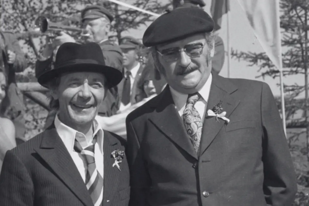 Kadr z serialu Pod jednym dachem