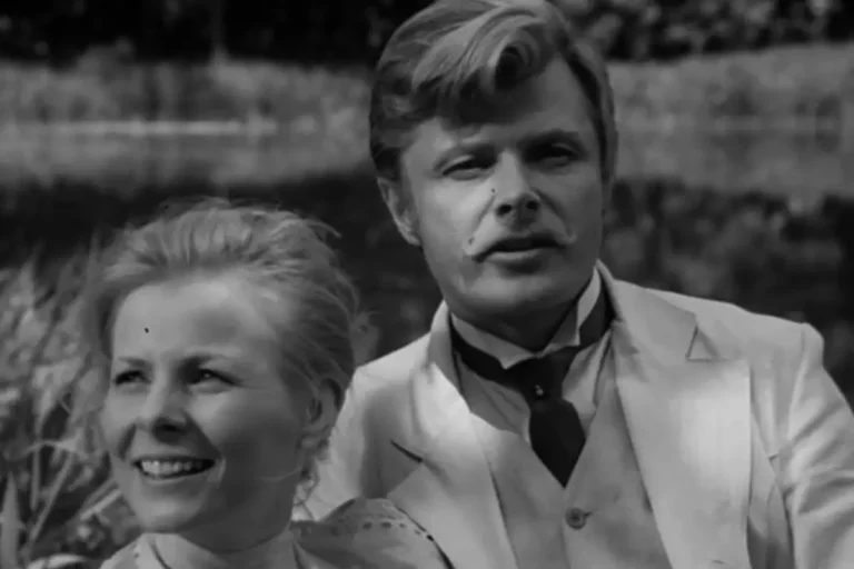 kadr z serialu Rodzina Połanieckich