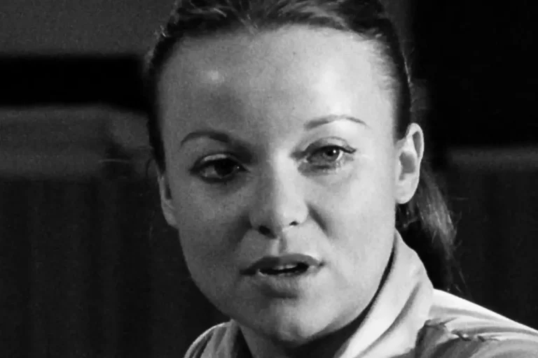 Kadr z serialu Białe tango