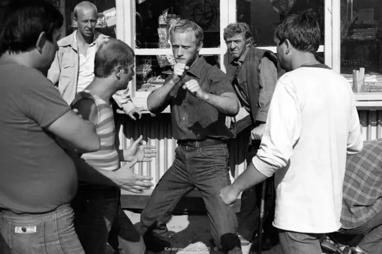 Kadr z filmu Karate po polsku