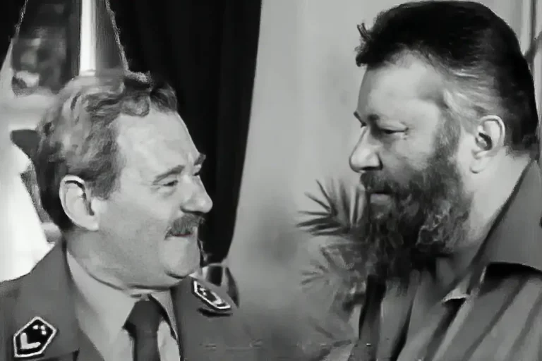 kadr z serialu Kłusownik