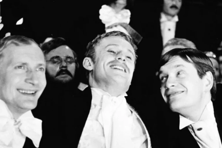 Kadr z serialu Ziemia obiecana