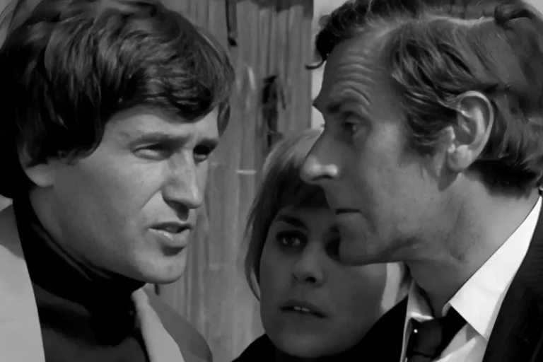 Kadr z serialu Dyrektorzy