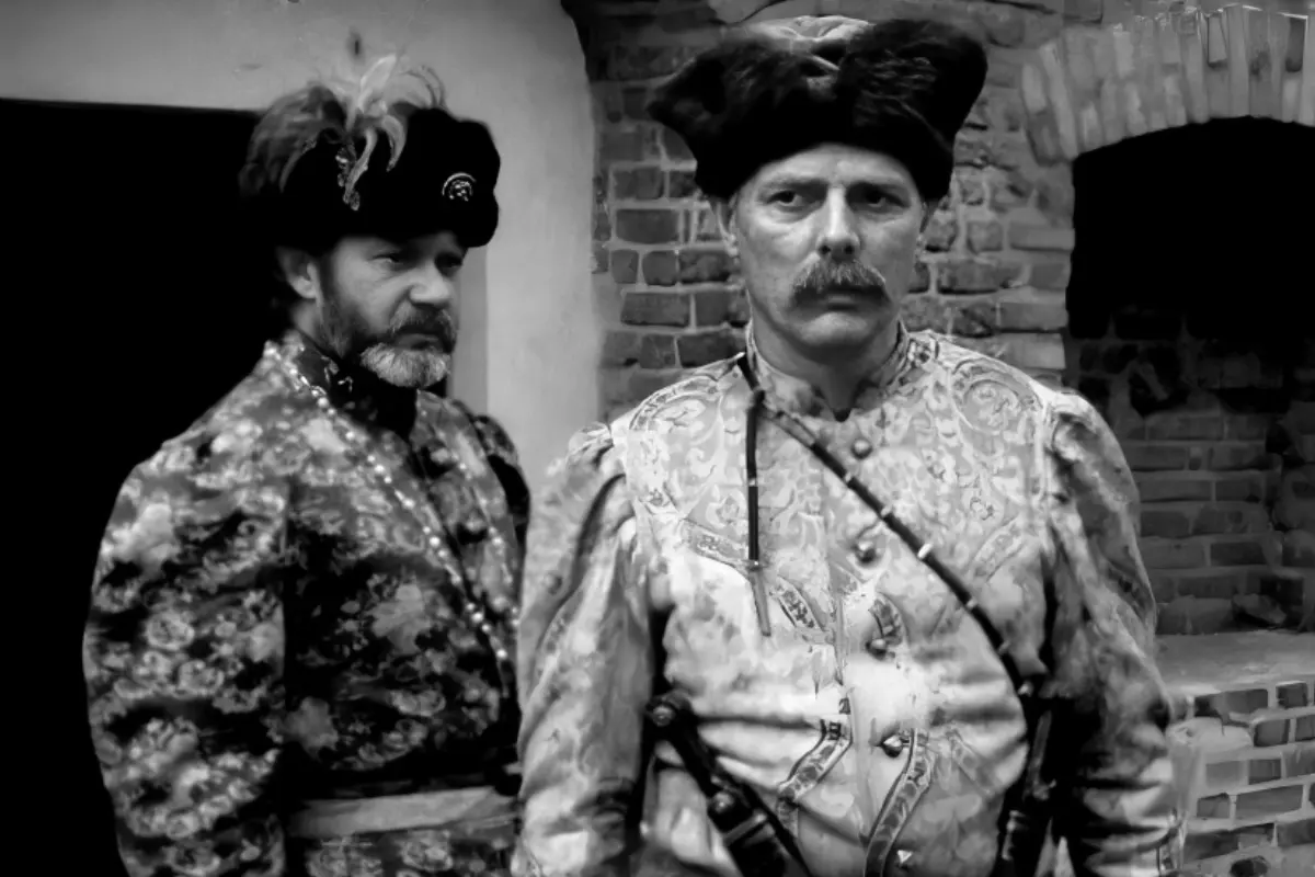 Kadr z serialu Rycerze i rabusie