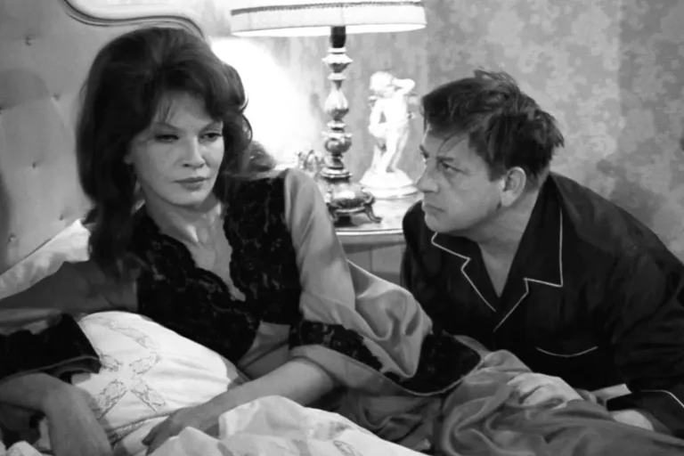 Kadr z filmu Zazdrość i medycyna