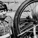 Kadr z serialu Siedem stron świata