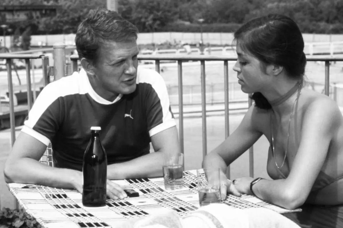 kadr z serialu 07 zgłoś się