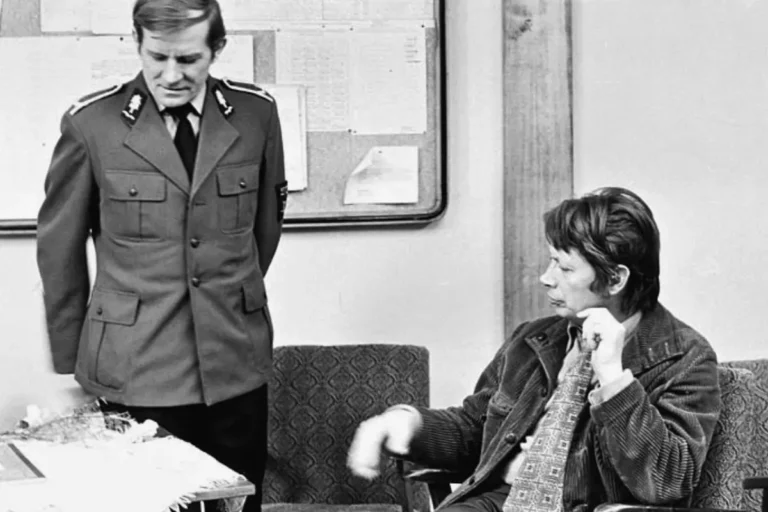 Kadr z filmu Profesor na drodze