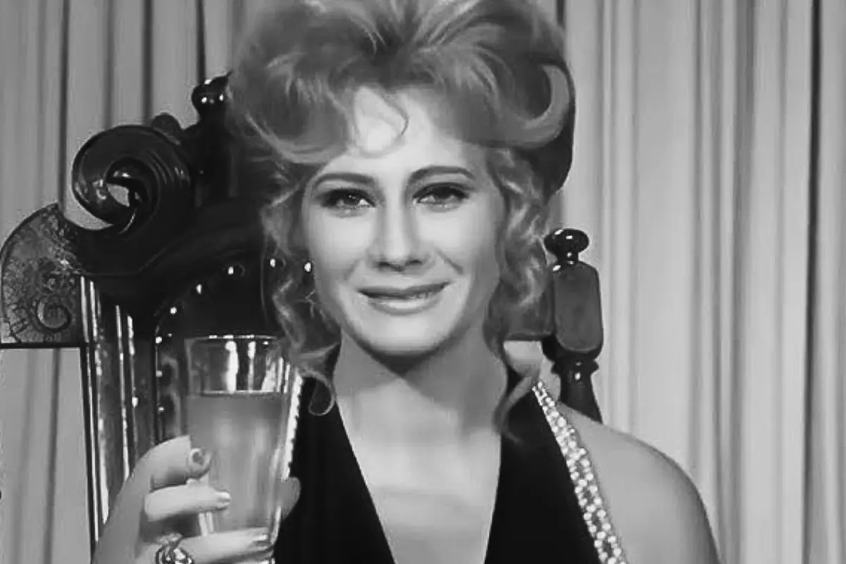 Krystyna Loska w studiu TVP w czasie programu sylwestrowego