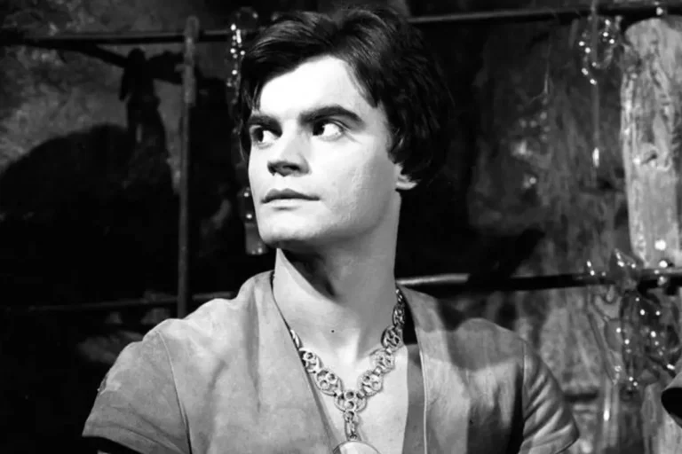 Kadr z serialu Thierry Śmiałek